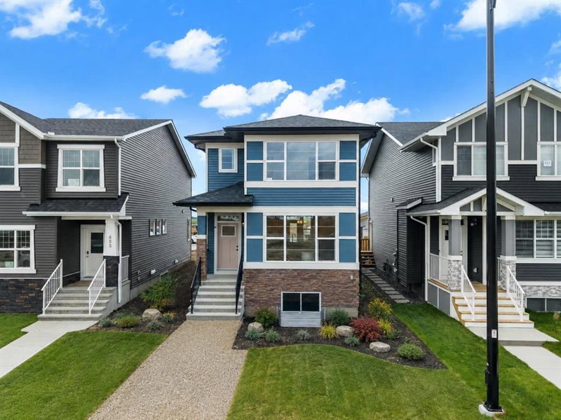 659 Chelsea Pier Run, Chestermere, Alberta