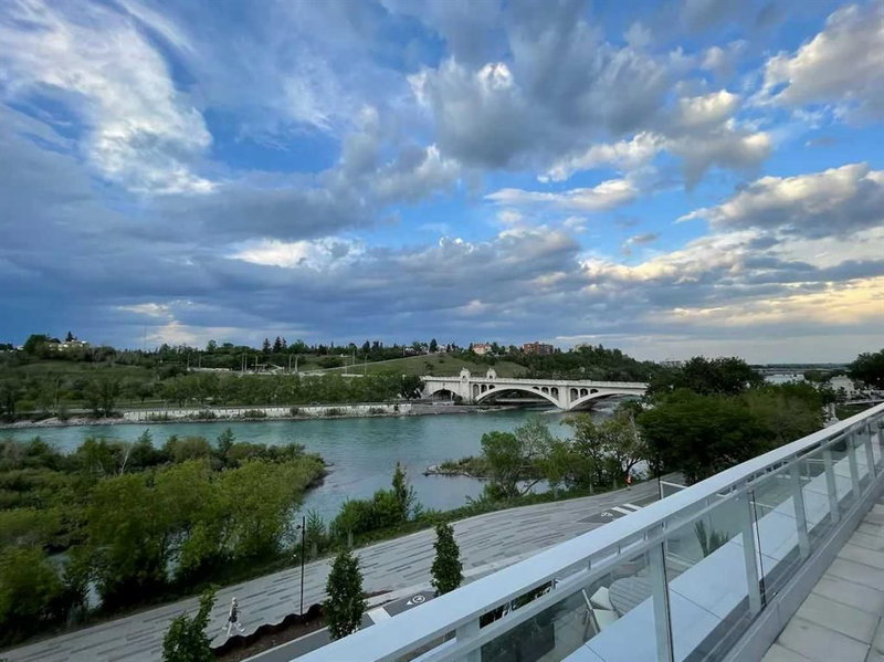 128 Waterfront Court SW #501, Calgary, Alberta