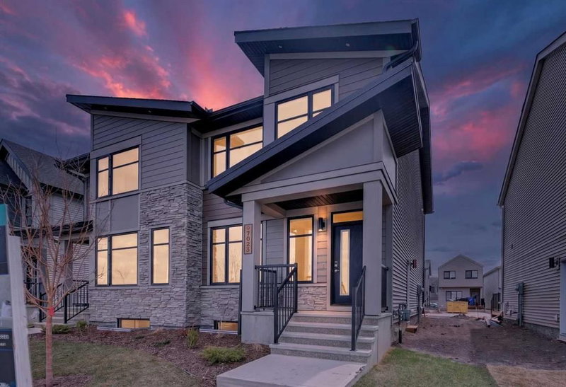 7023 Rangeview Avenue SE, Calgary, Alberta
