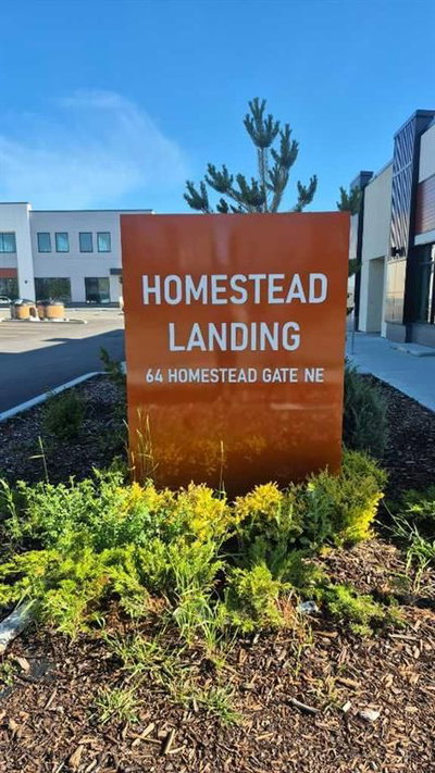 B3D - 64 Homestead Gate NE