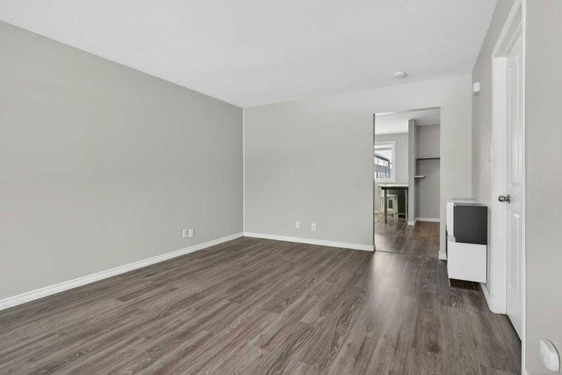 303, 2211 19 Street NE, Vista Heights — interior photo 5