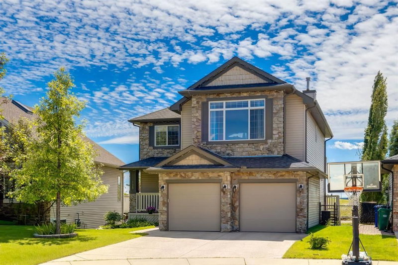 515 Crystal Green Mews — listing photo