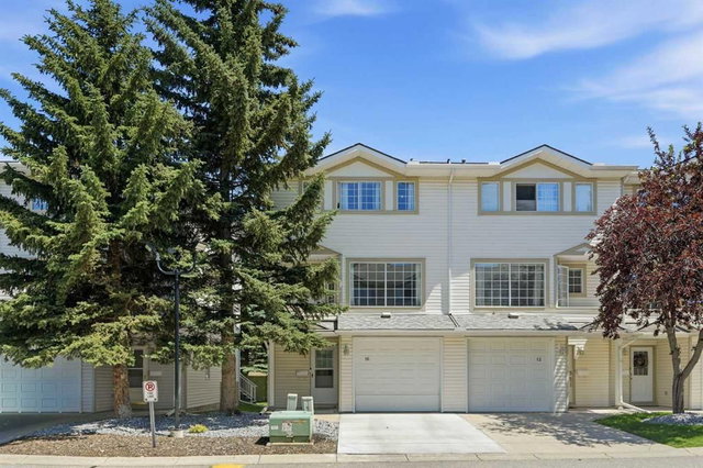 16 Kingsland Court SW