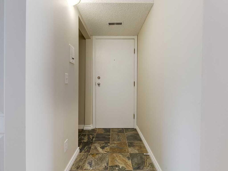 113, 1540 29 Street NW, St Andrews Heights — photo 2