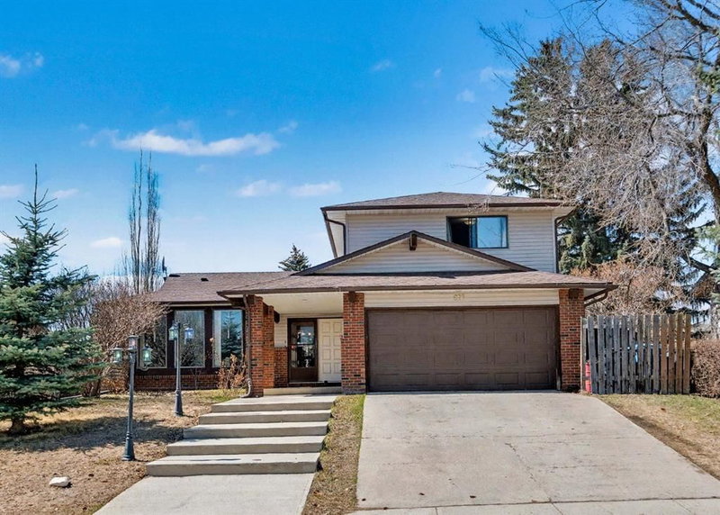 677 Wallace Drive