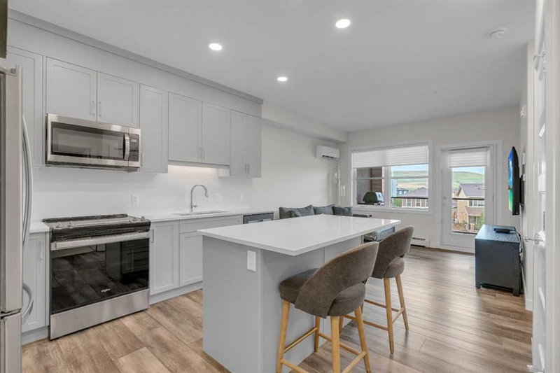 315, 55 Wolf Hollow Crescent SE, Wolf Willow — interior photo 7