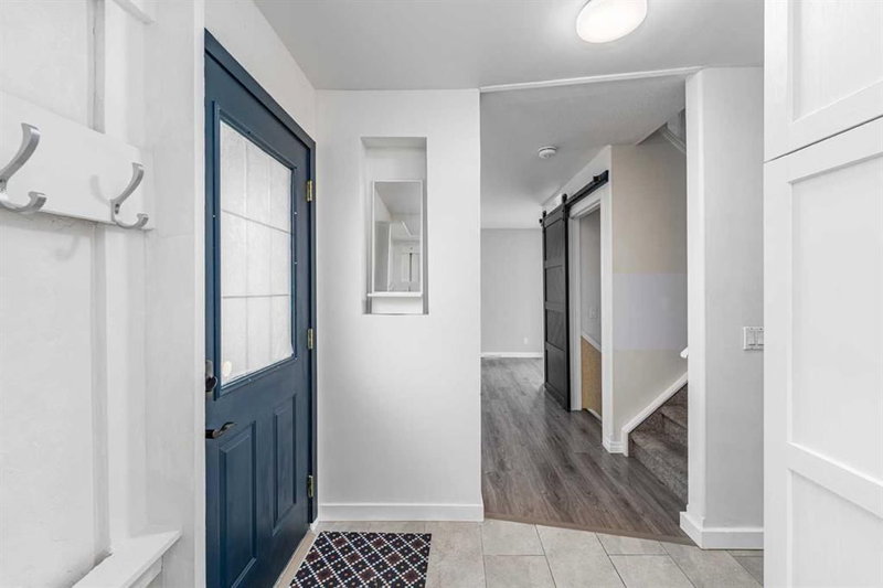 1 - 12 Silver Creek Boulevard NW