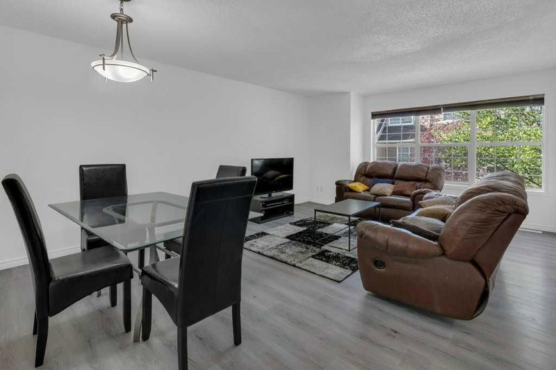 109 Tuscany Springs Gardens NW, Tuscany — interior photo 7
