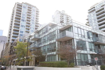 304 - 51 Waterfront Mews SW