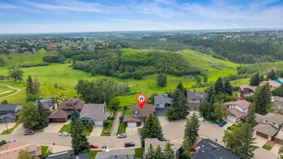 24 Woodgrove Crescent SW