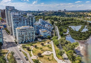 804 - 118 Waterfront Court SW