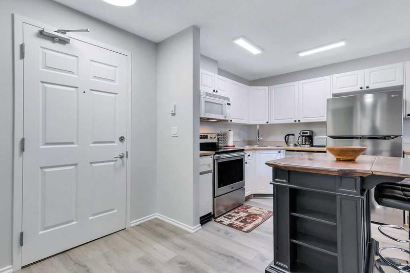 111 - 60 Jacobs Close