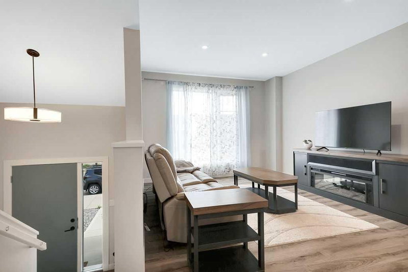 30 Evergreen Way, Evergreen — interior photo