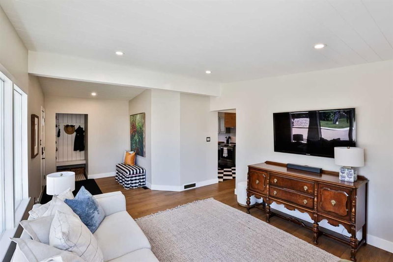 2925 11A Avenue S, Lakeview — interior photo 5