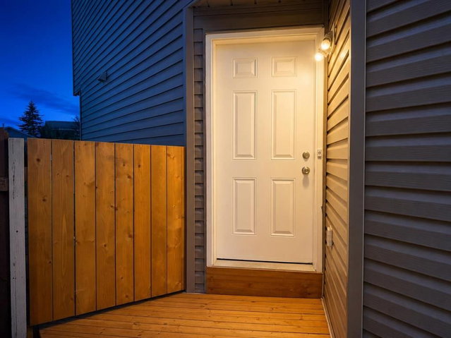 33 Martindale Court NE