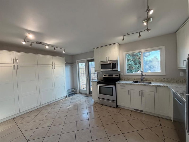 41 Mcdougall Crescent
