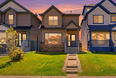 33 Saddlecrest Close NE