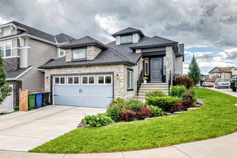 123 Nolancrest Circle NW, Calgary, Alberta