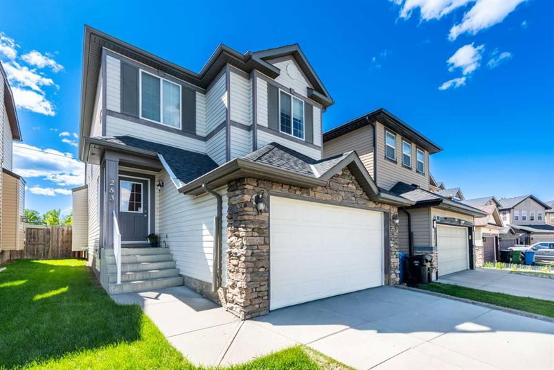253 Bridleridge View SW, Calgary, Alberta