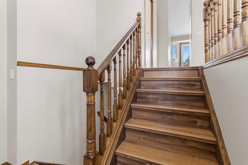 3 Pickering Close