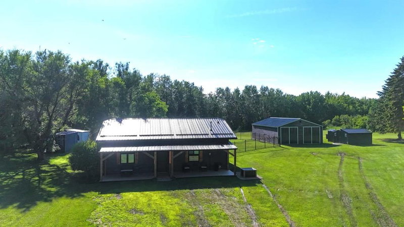 233 - 15249 665A Township