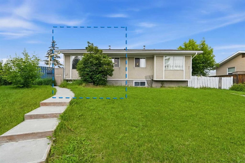 945 Marcombe Drive NE, Calgary, Alberta
