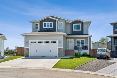 7 Bishop Circle