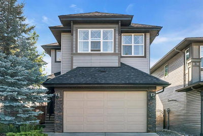 112 Walden Terrace SE
