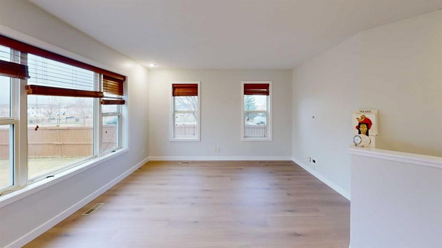 3 Aberdeen Road W