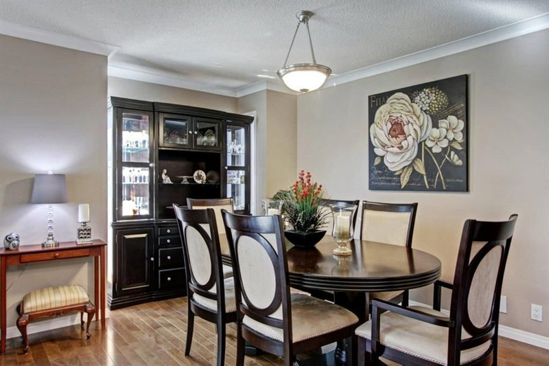 311 Douglasbank Green SE, Douglasdale/Glen — interior photo 6