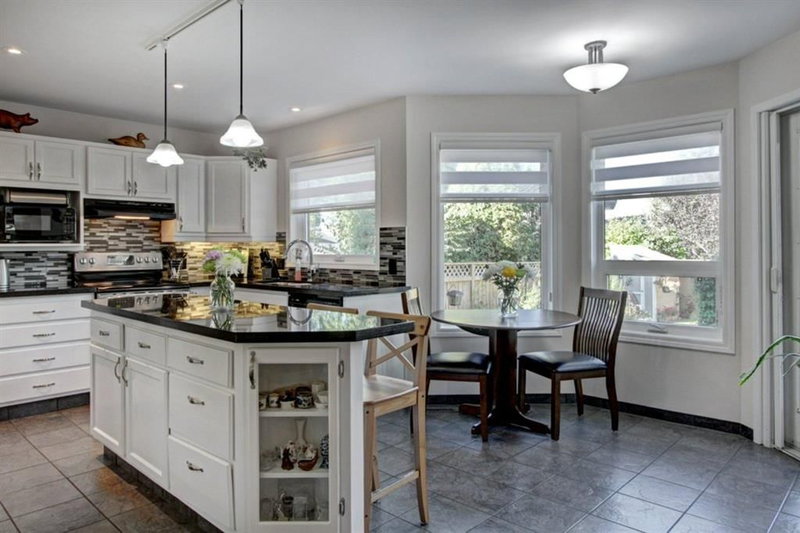 311 Douglasbank Green SE, Douglasdale/Glen — interior photo 7