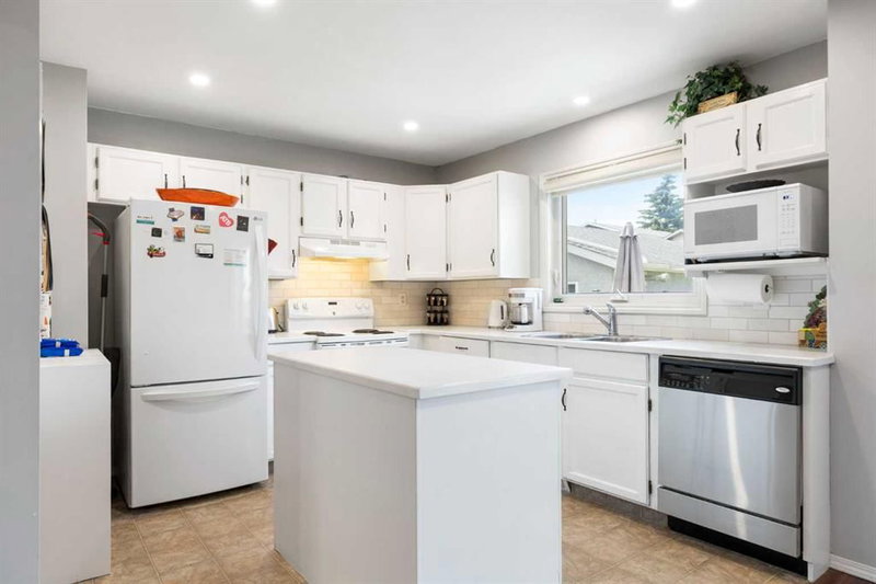 95 Riverbrook Road SE, Riverbend — photo 3