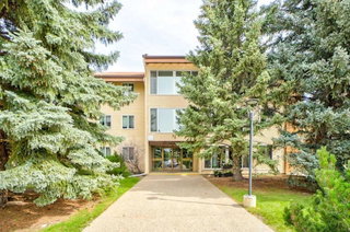 209 - 75 Temple Boulevard W