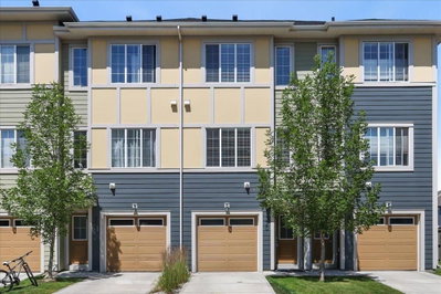 330 Marquis Lane SE