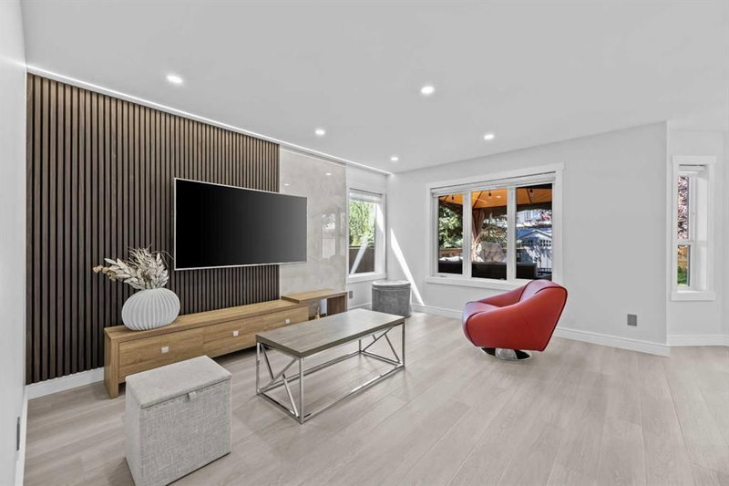101 Bridlewood Street, Bridlewood — interior photo 5