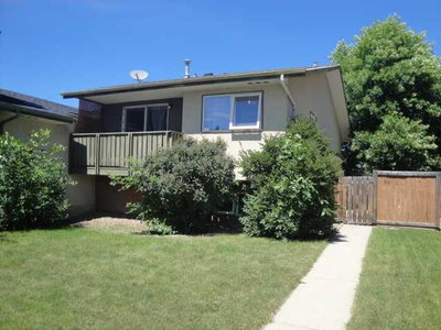 39 Meadowlark Boulevard N