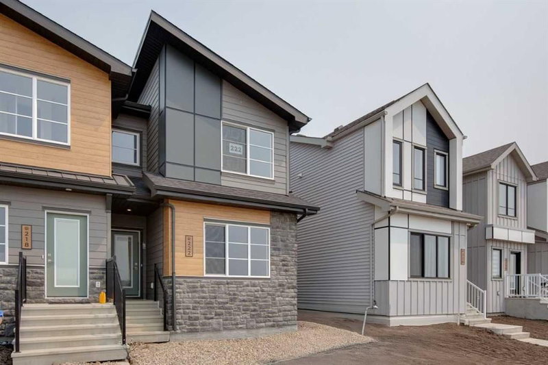 222 Heartwood Parade SE