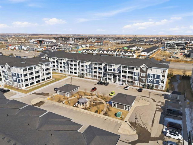 220 - 400 Auburn Meadows Common SE