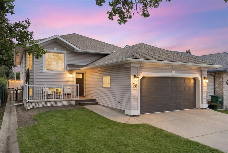 36 Jensen Heights Place NE, Airdrie, Alberta