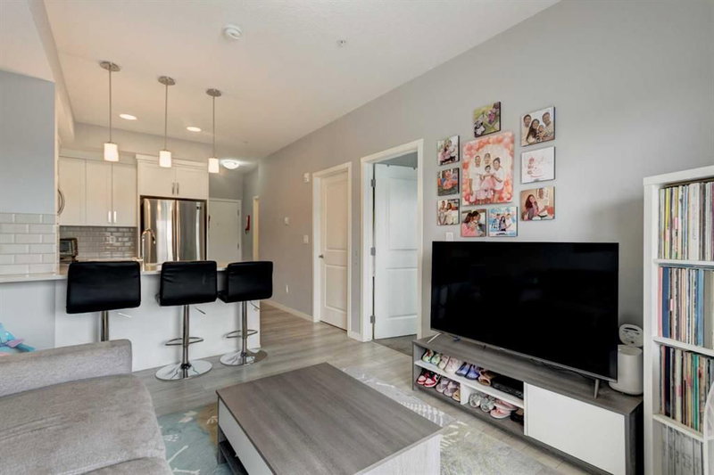 370 Harvest Hills Common NE, Calgary