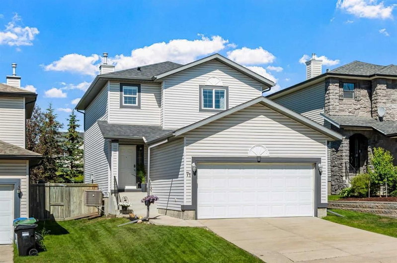 71 Royal Birch Manor NW, Calgary, Alberta
