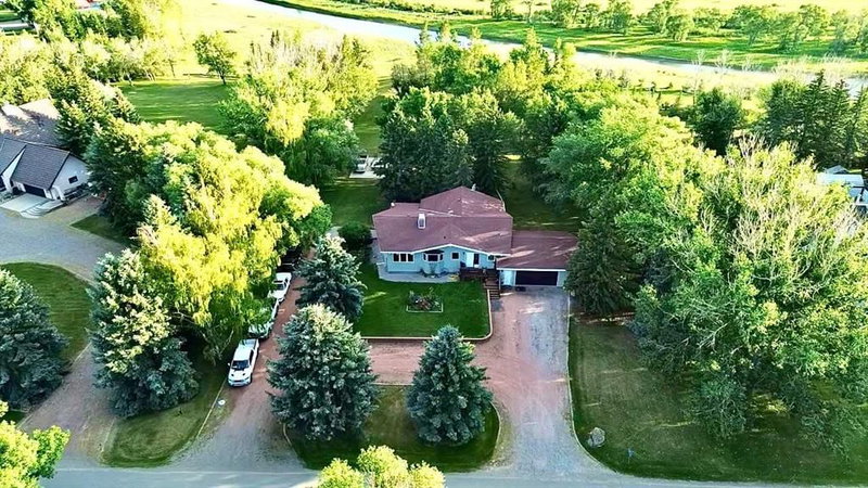 207 Moon River Drive