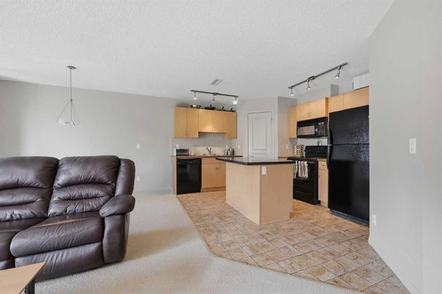 18 Auburn Bay Common SE