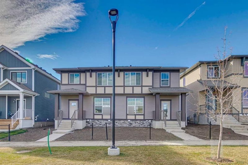 27 Creekstone Walk SW