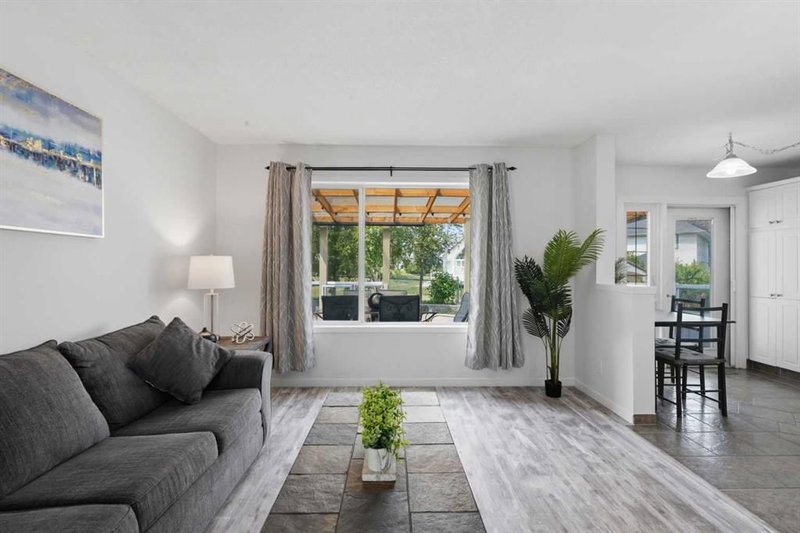218 Bridlewood Place SW, Bridlewood — interior photo 7