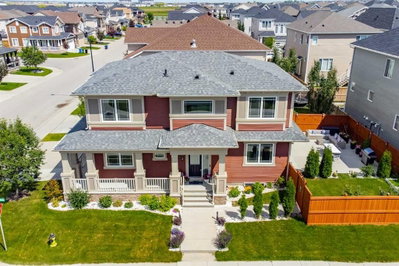 12 Cityside Common NE