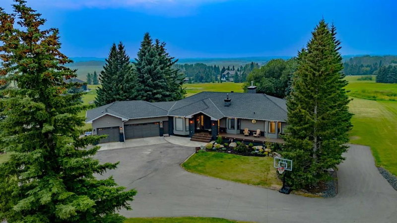 31 Rosewood Drive SW
