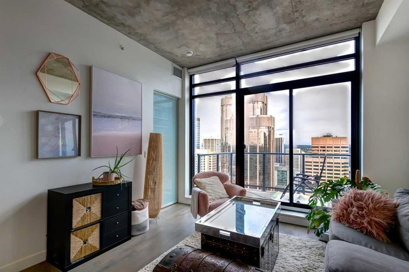 3004, 1010 6 Street SW, Beltline — interior photo