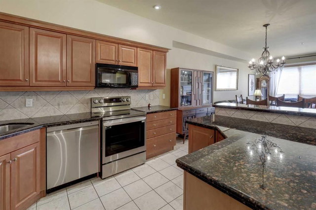 105 - 11642 Valley Ridge Park NW