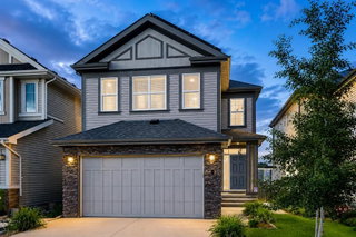 138 Copperpond Street SE